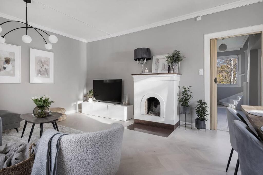 Amazing Family Home In Stockholm Exteriör bild