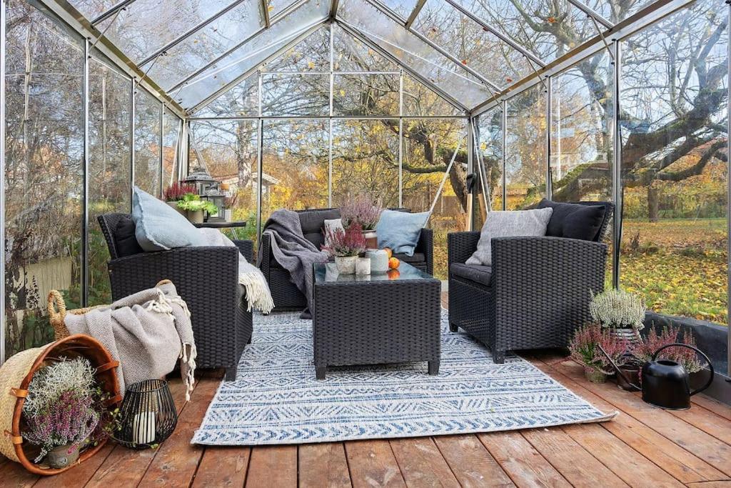 Amazing Family Home In Stockholm Exteriör bild
