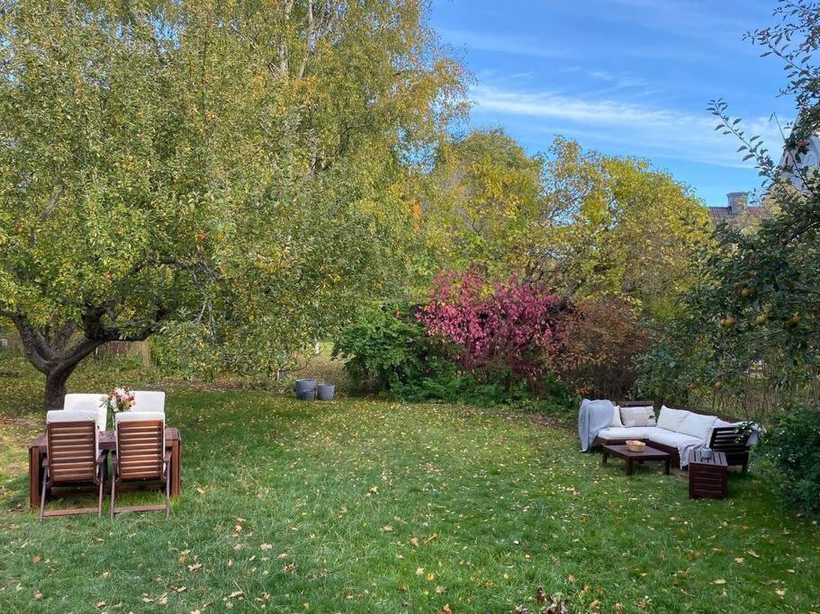 Amazing Family Home In Stockholm Exteriör bild